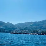 Marina Luxury *